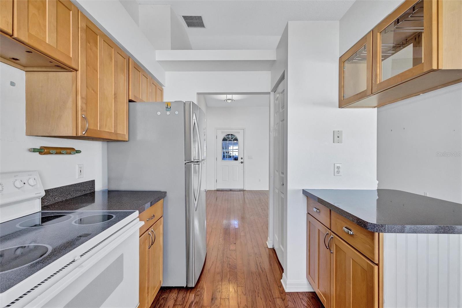 682 ROANOKE RD