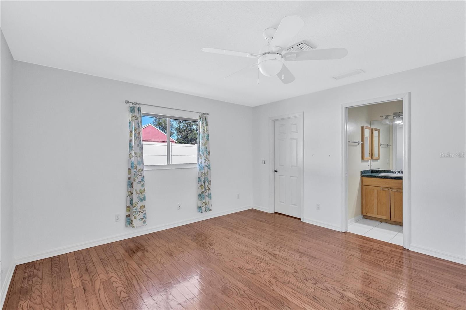 682 ROANOKE RD