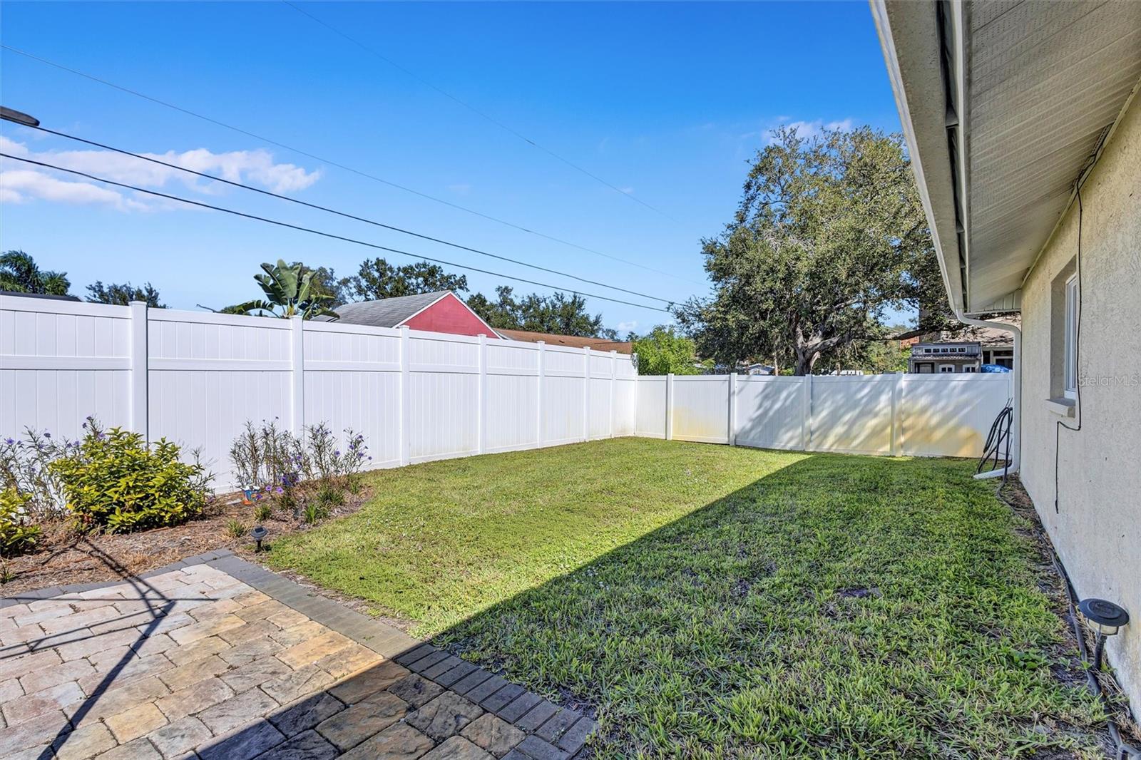 682 ROANOKE RD