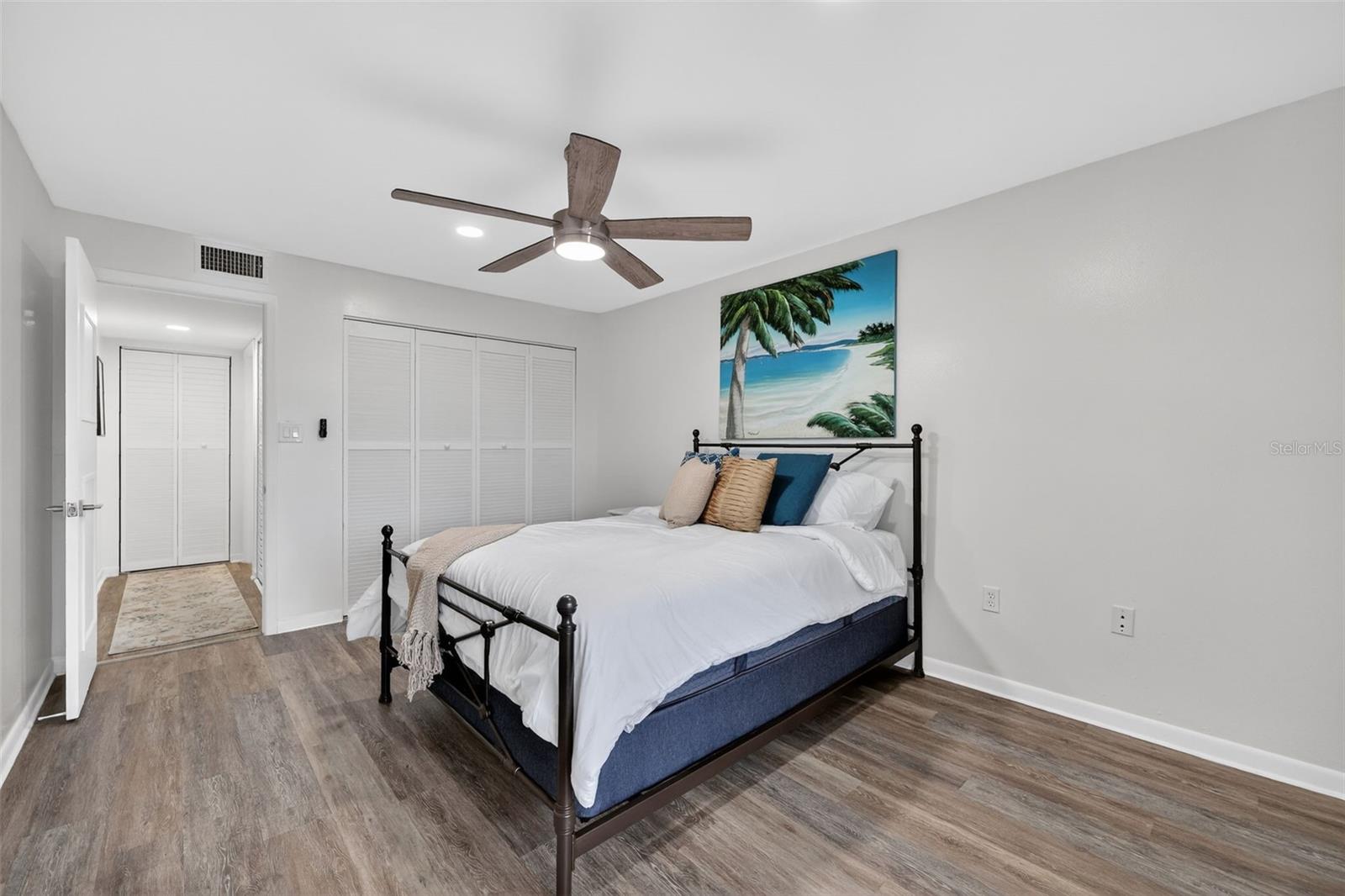 102 46TH AVENUE TER W #402