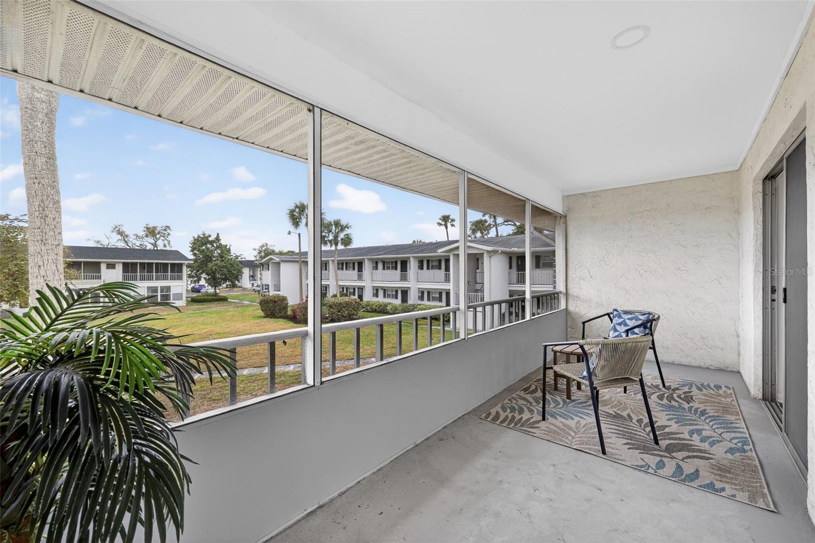 102 46TH AVENUE TER W #402