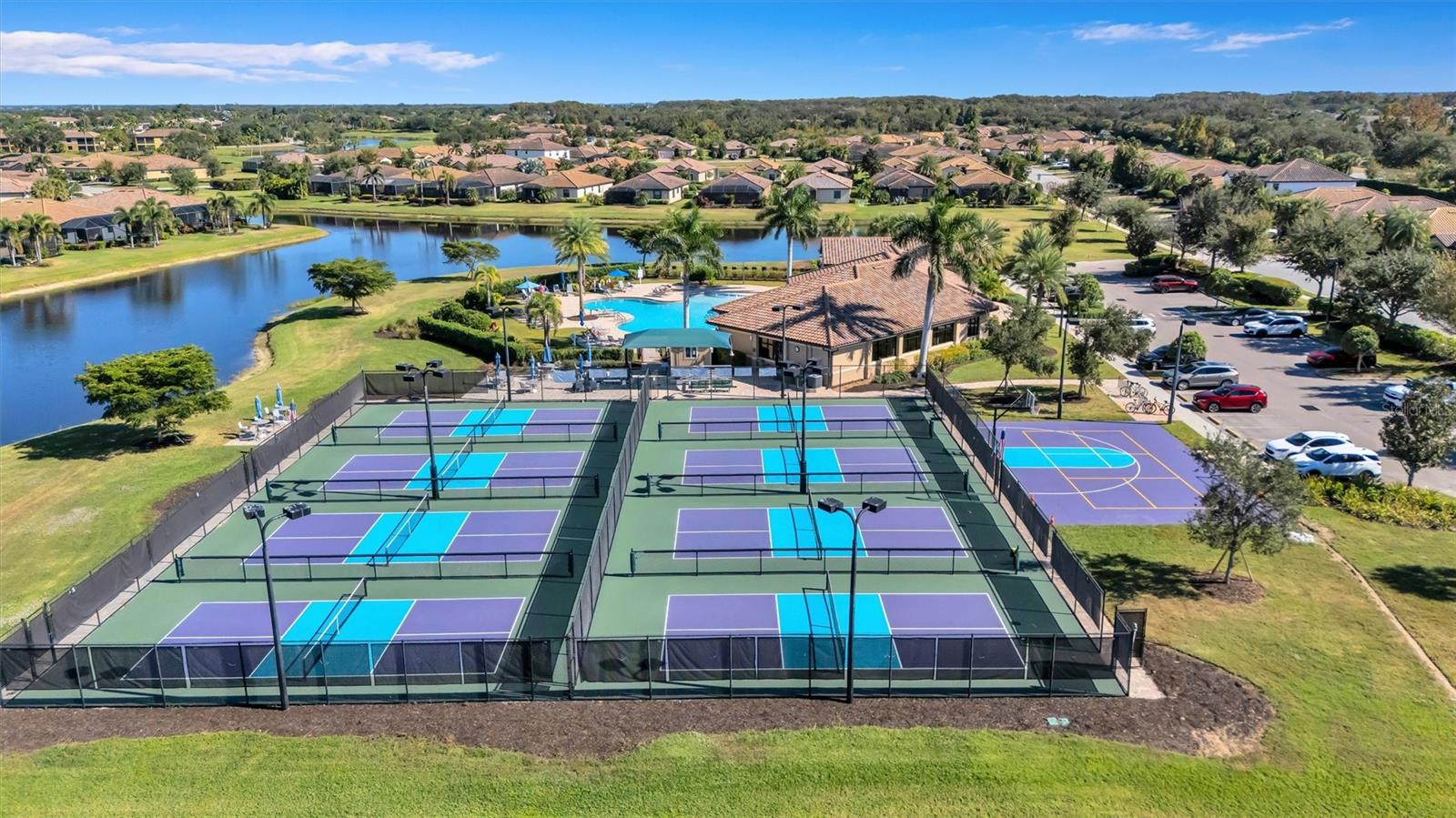 7607 GRAND ESTUARY TRL #208