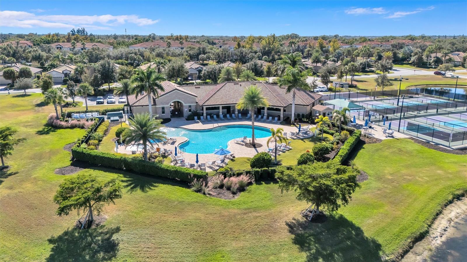 7607 GRAND ESTUARY TRL #208