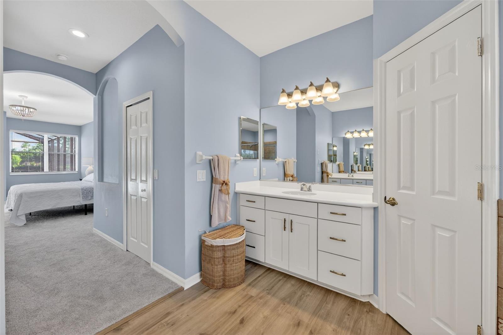 13332 PURPLE FINCH CIR