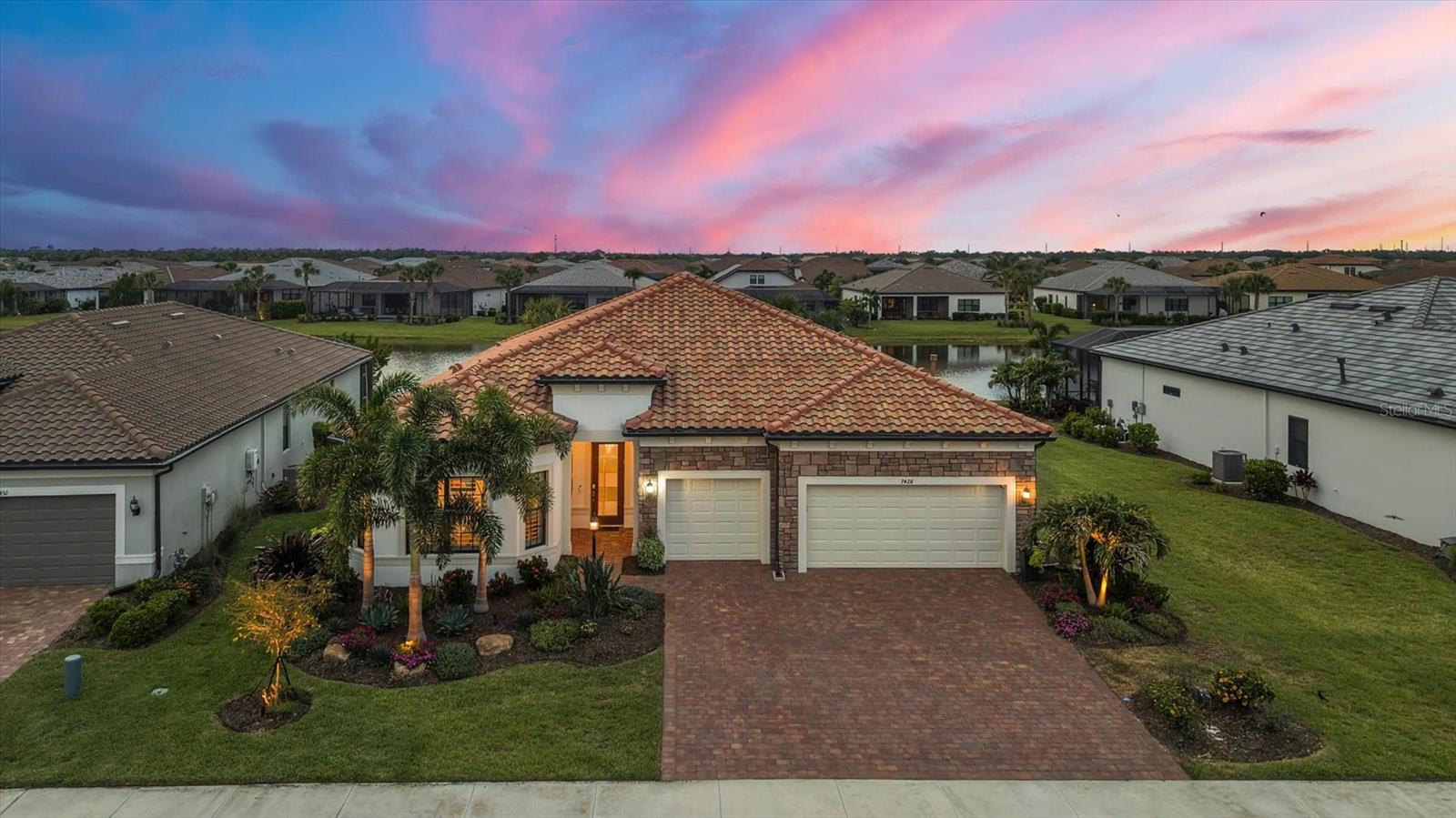 7428 SUMMERLAND CV