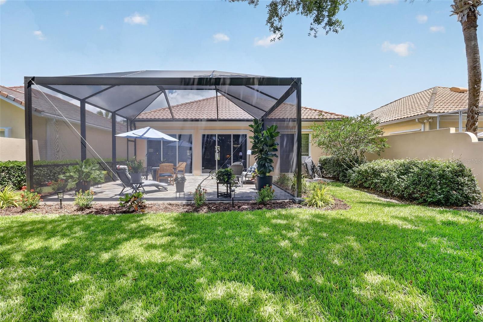 5821 FERRARA DR