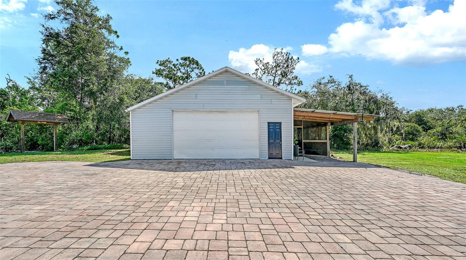 28401 104TH DR E