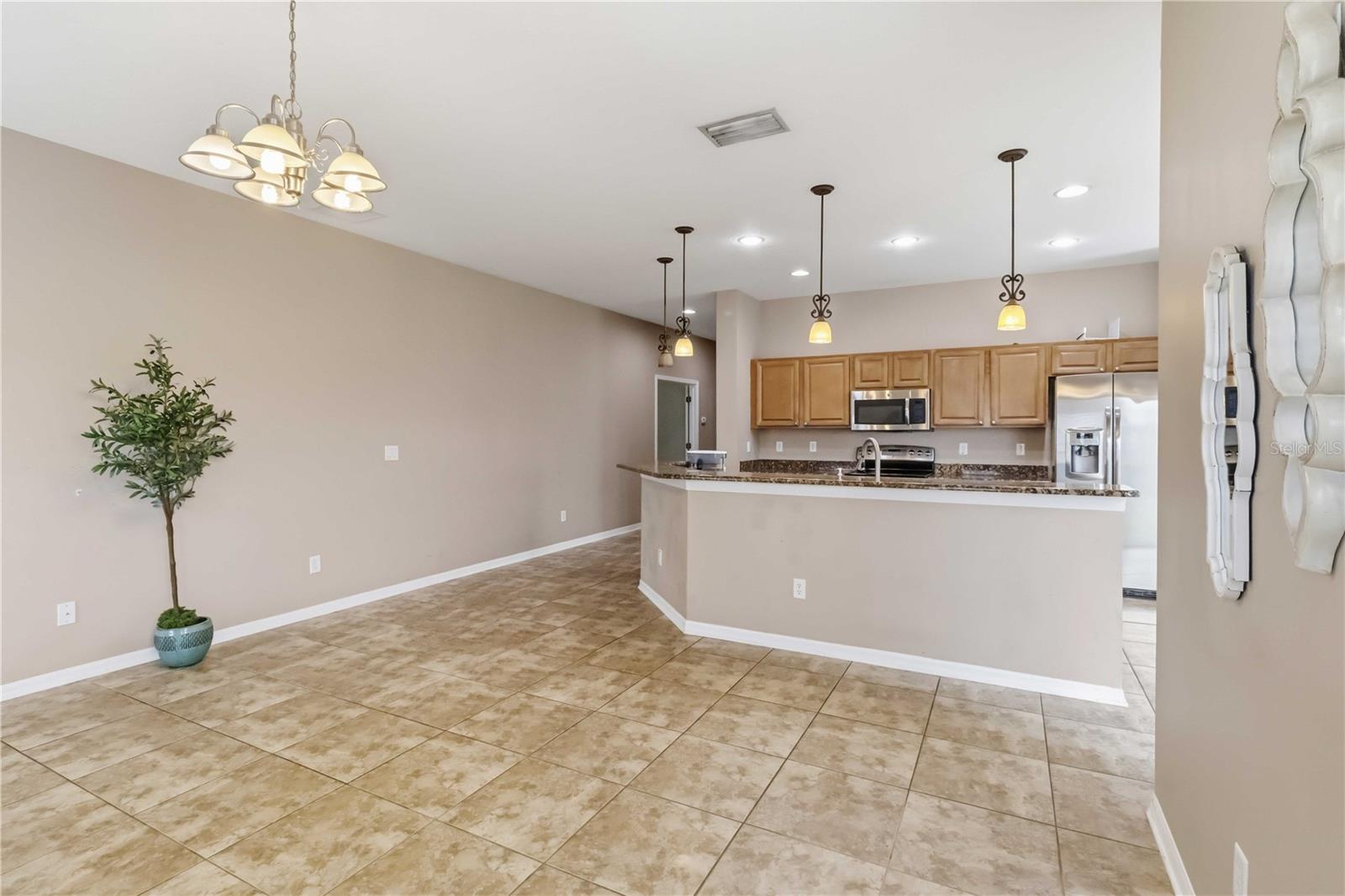 820 PARKER DEN DR