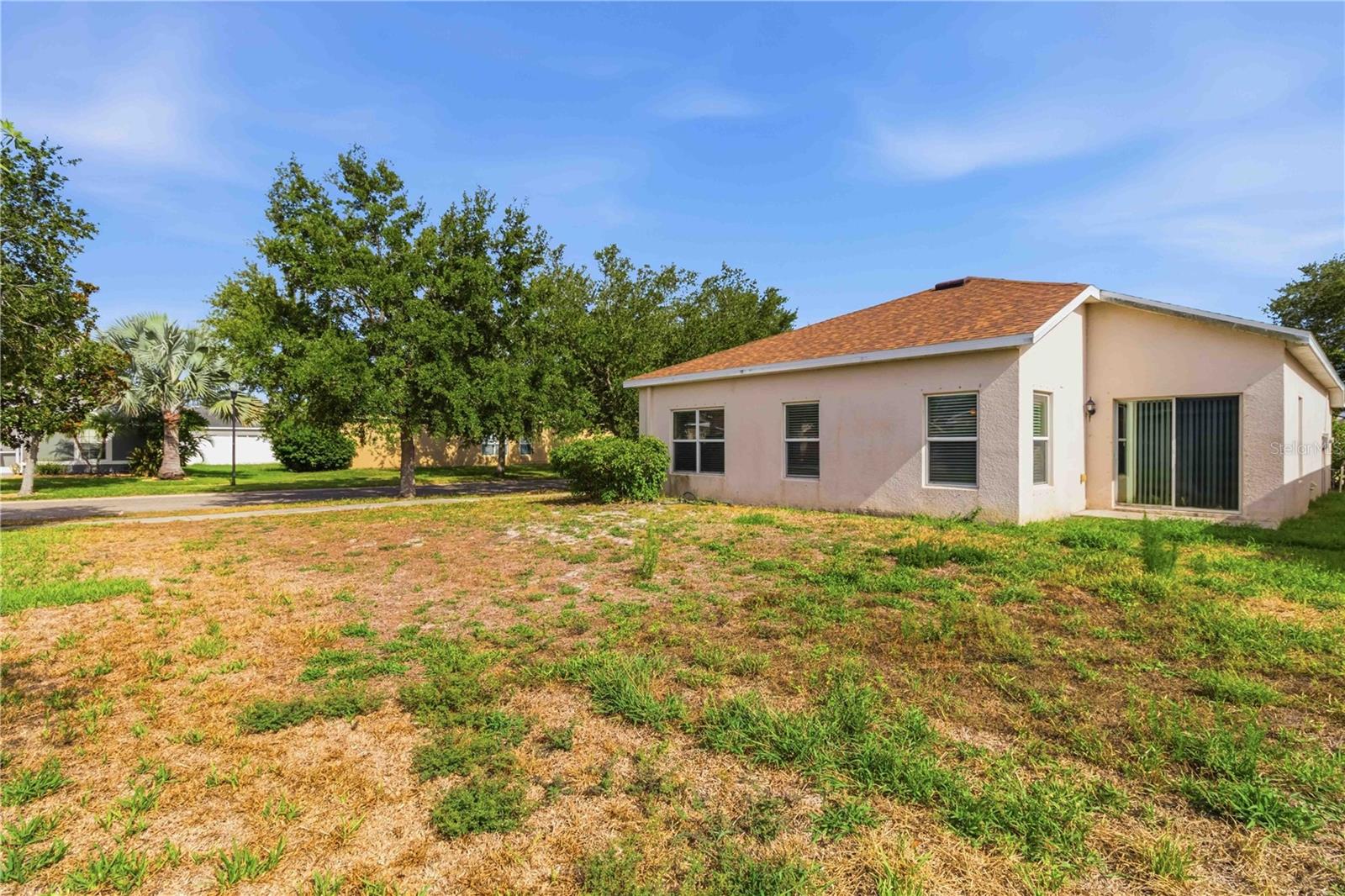 820 PARKER DEN DR