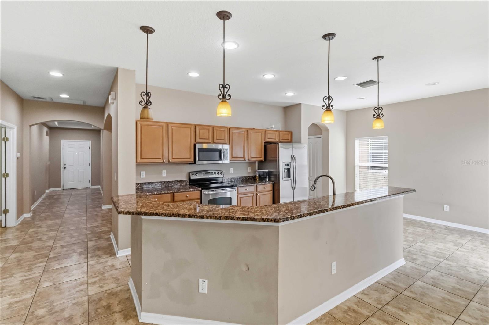 820 PARKER DEN DR