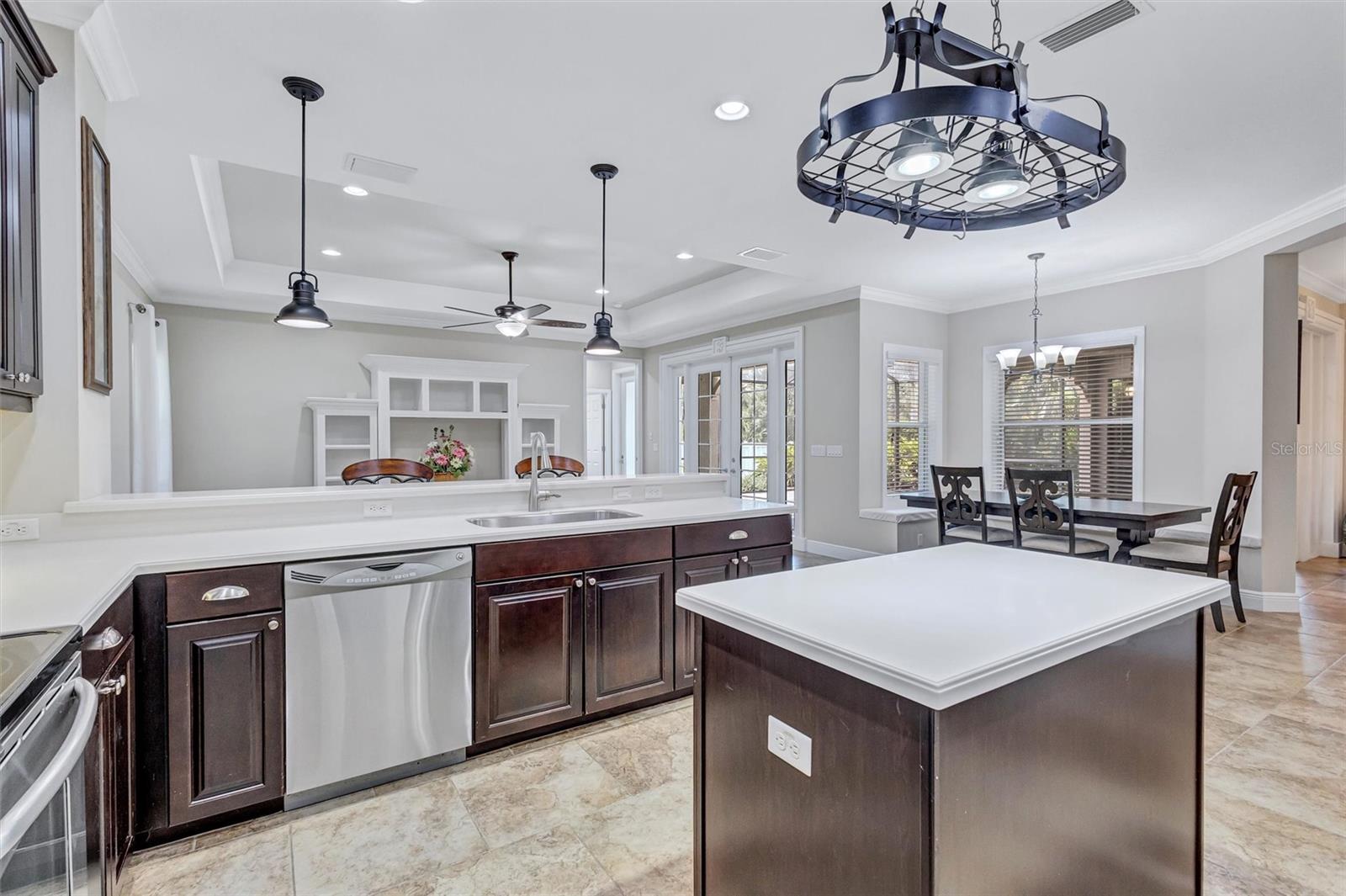 1436 HICKORY VIEW CIR