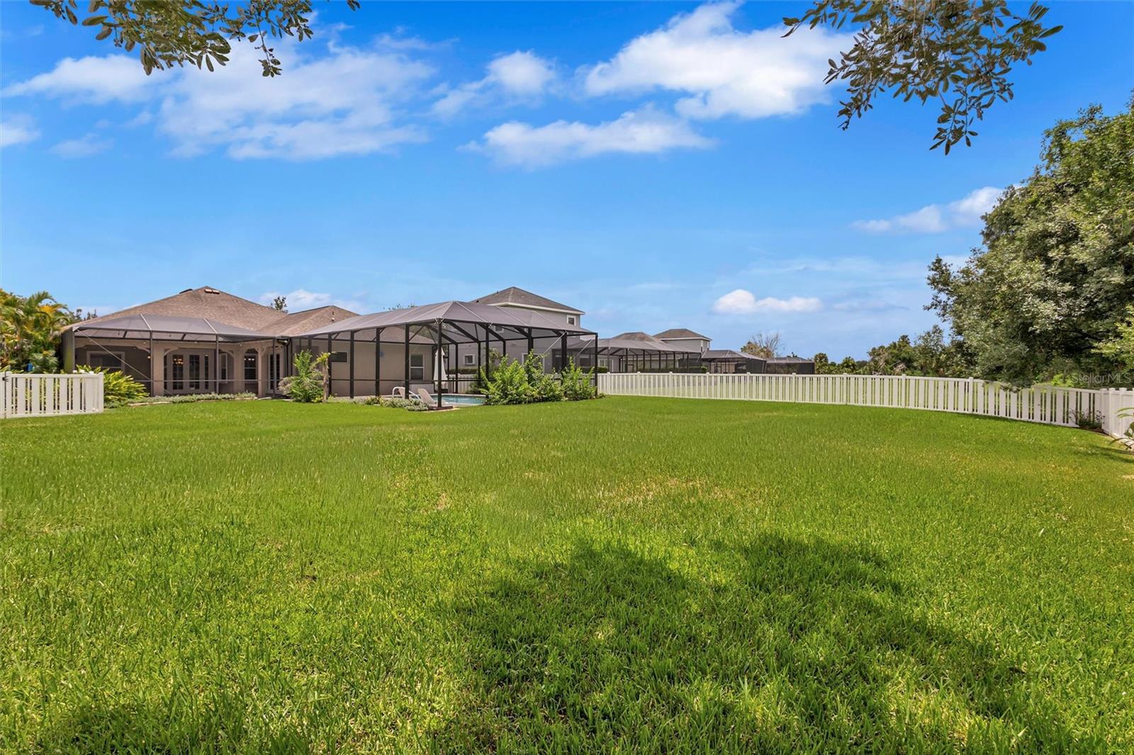 1436 HICKORY VIEW CIR