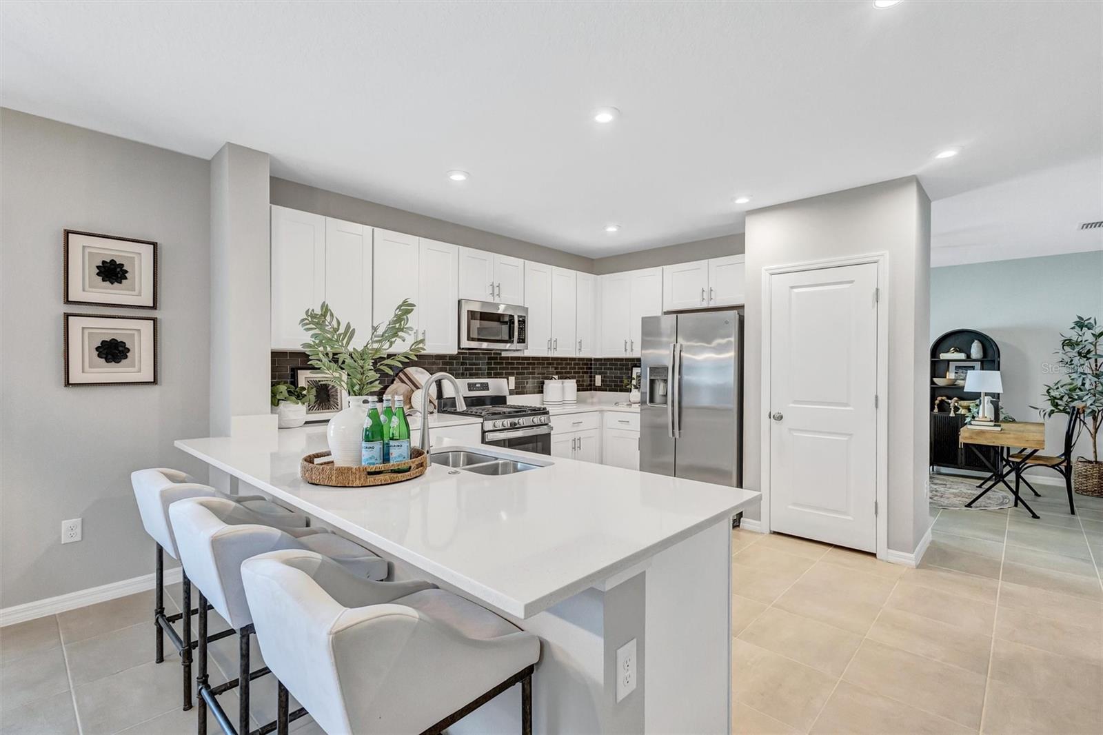 6255 SPRINGMONT LOOP