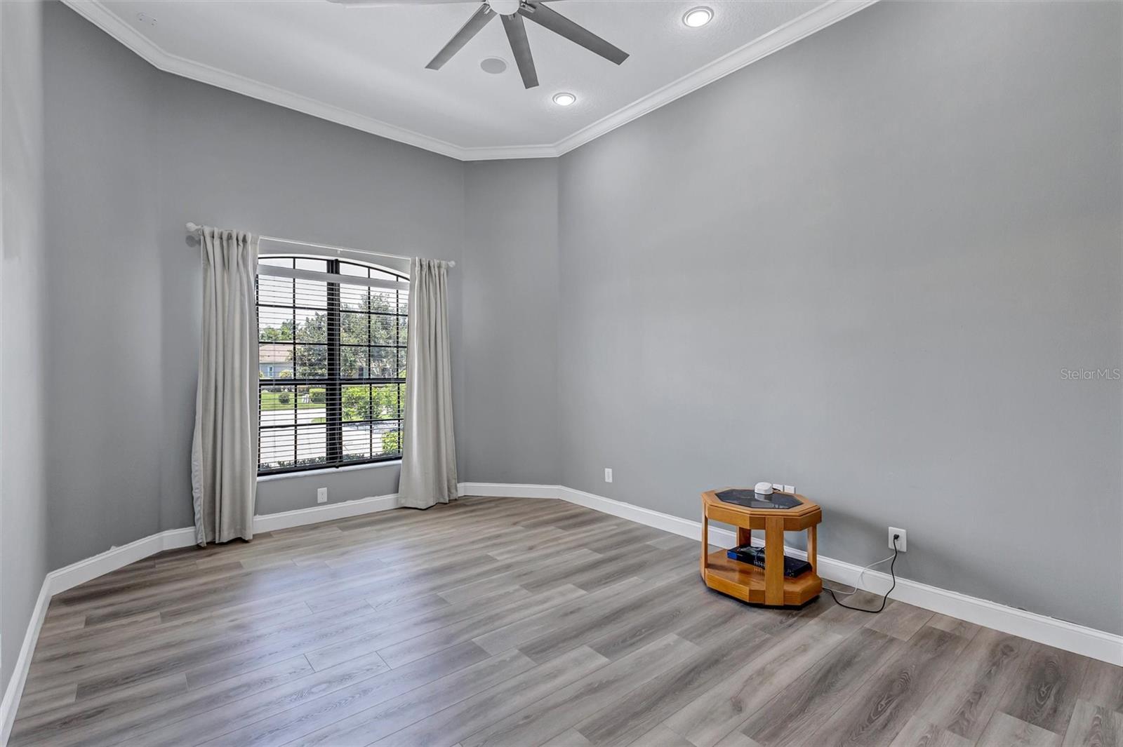 1911 148TH CT E