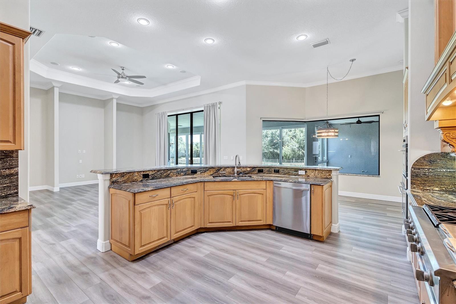 1911 148TH CT E