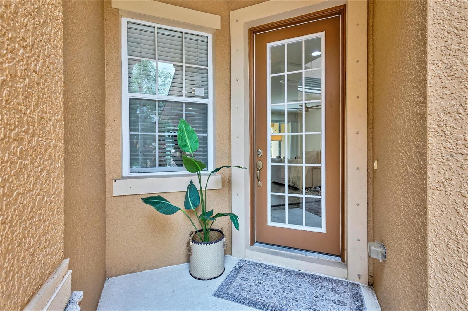 8228 VILLA GRANDE CT
