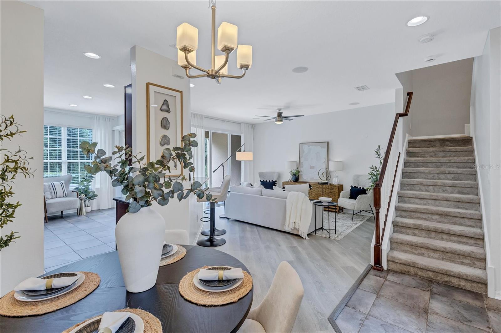 8228 VILLA GRANDE CT