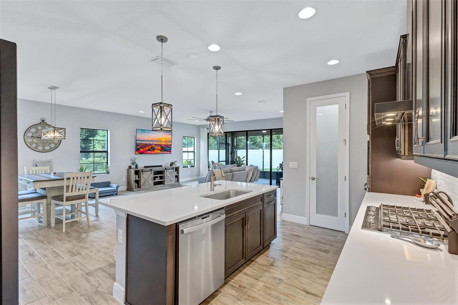 12717 OAK HILL WAY
