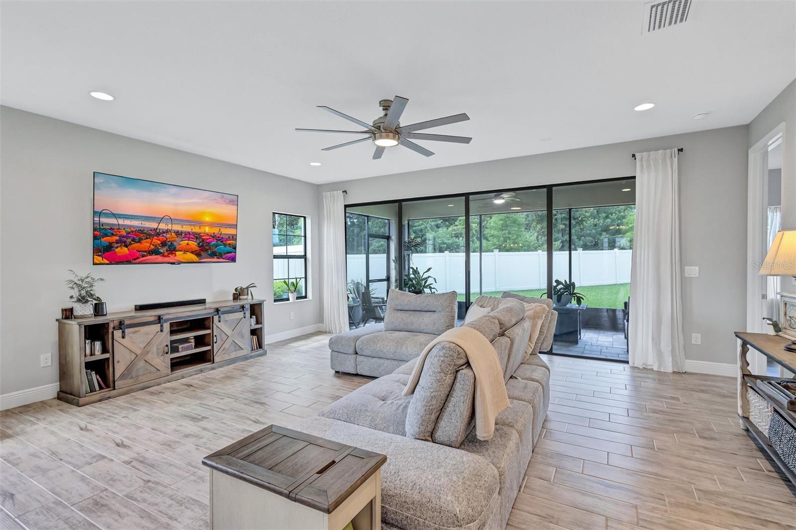 12717 OAK HILL WAY