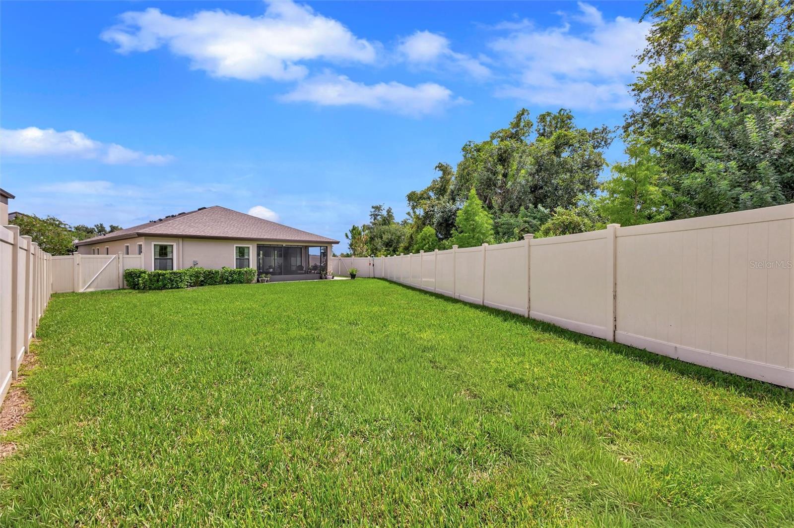 12717 OAK HILL WAY