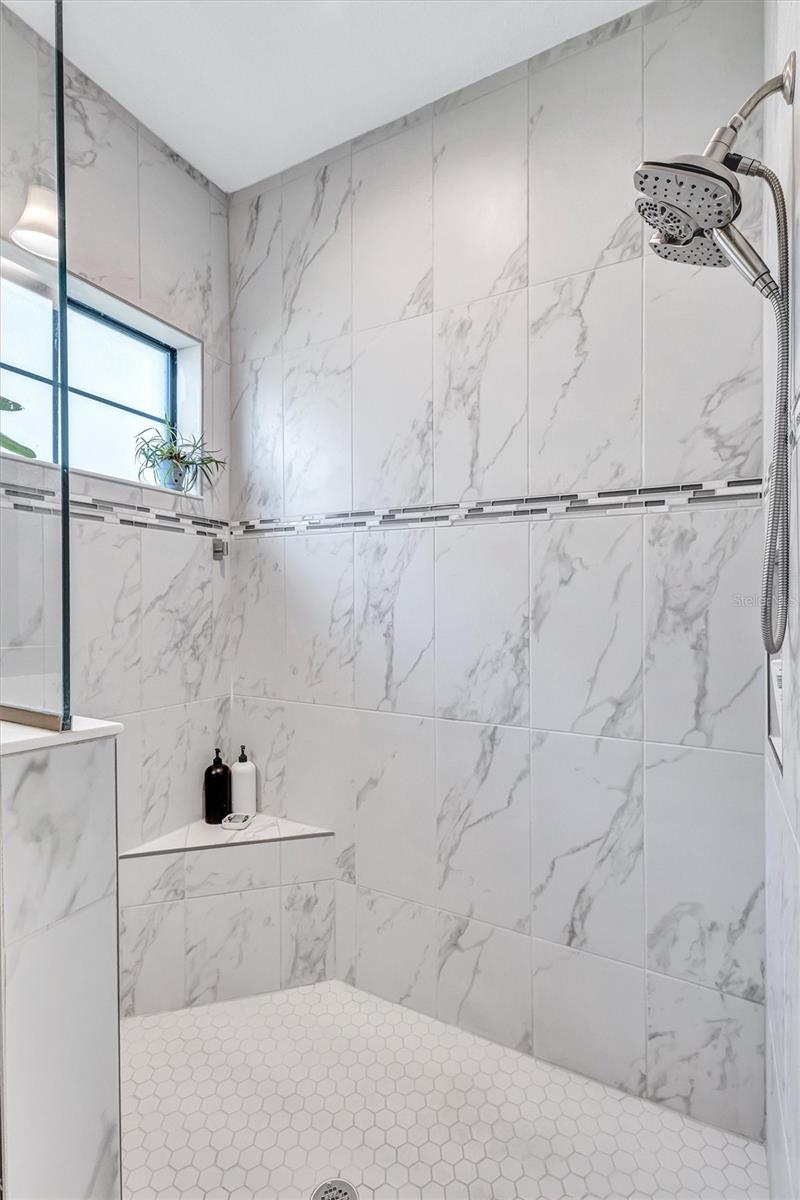 12717 OAK HILL WAY