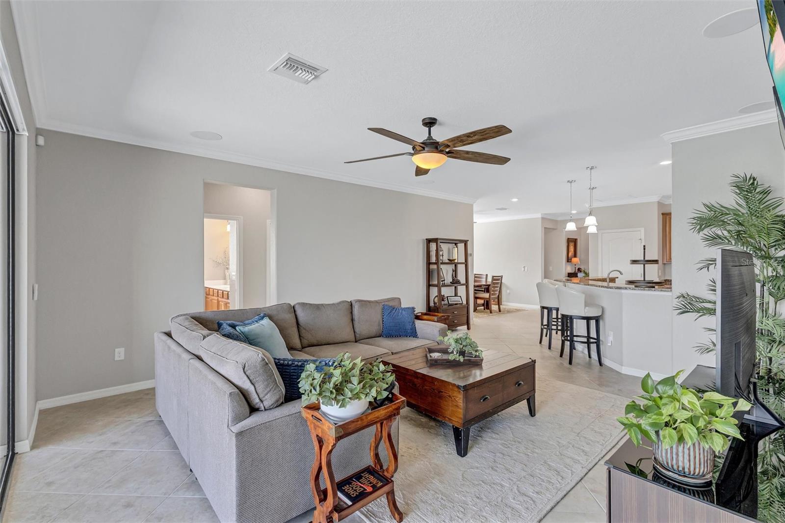 6832 WILD LAKE TER