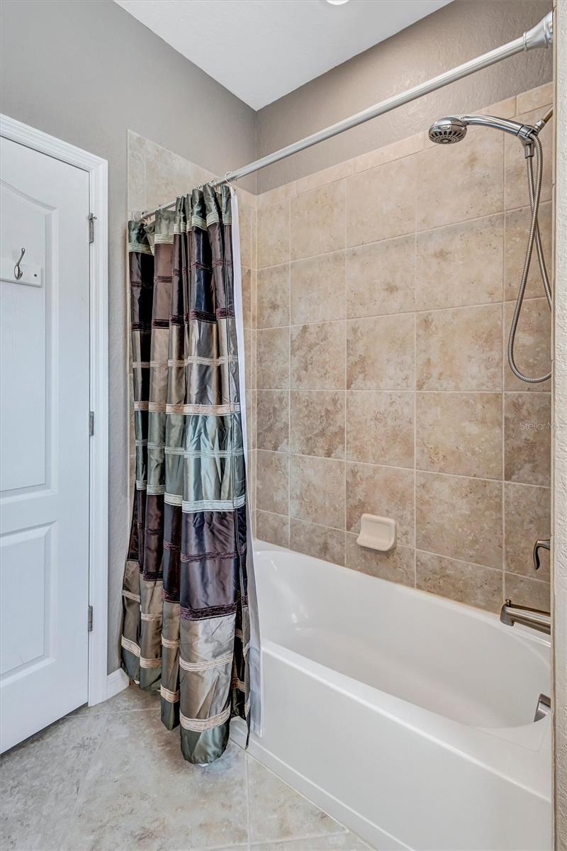 6832 WILD LAKE TER