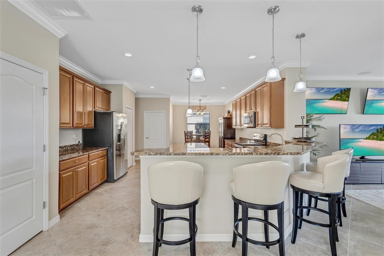 6832 WILD LAKE TER