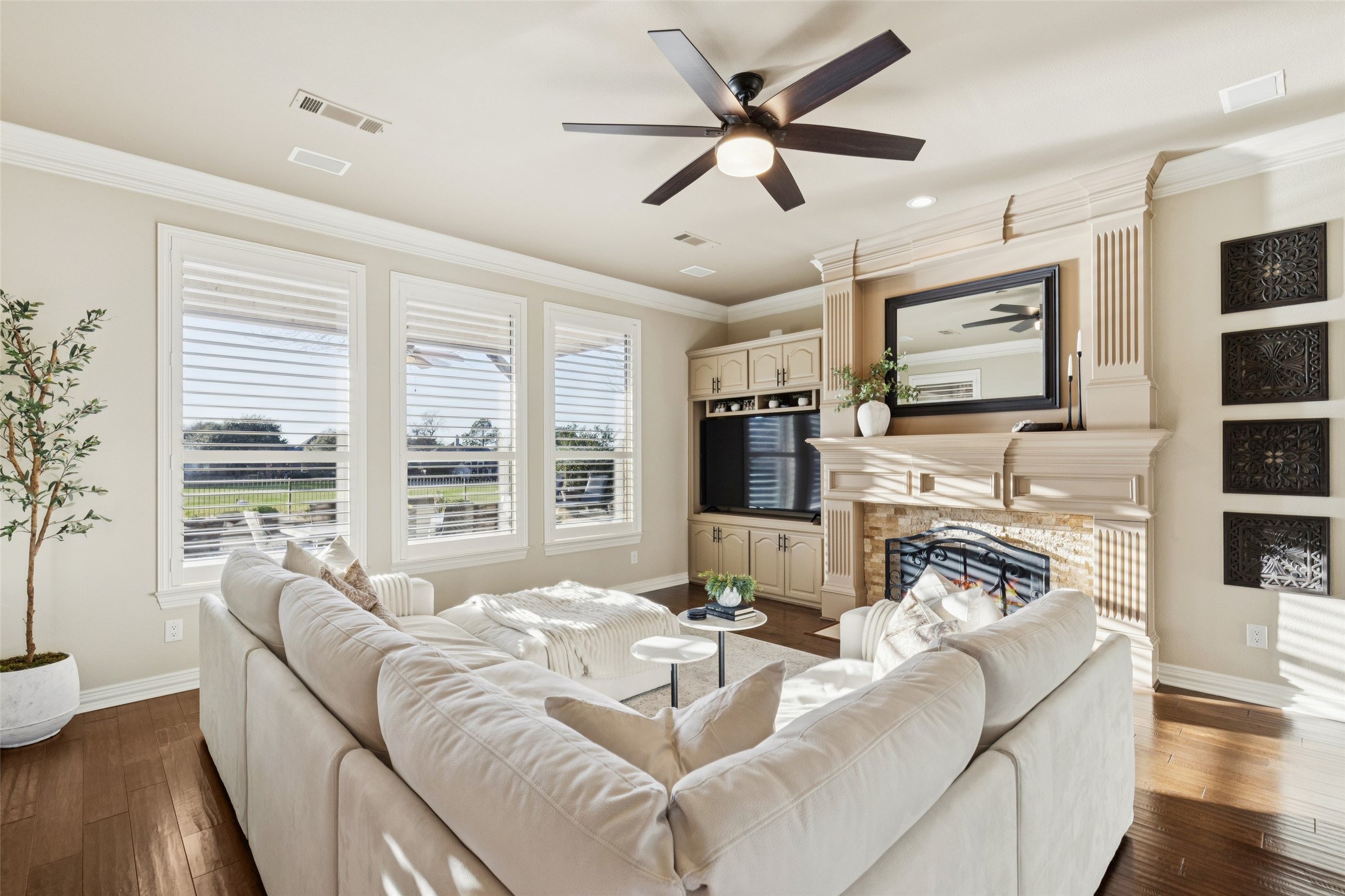 4213 Auburn Drive