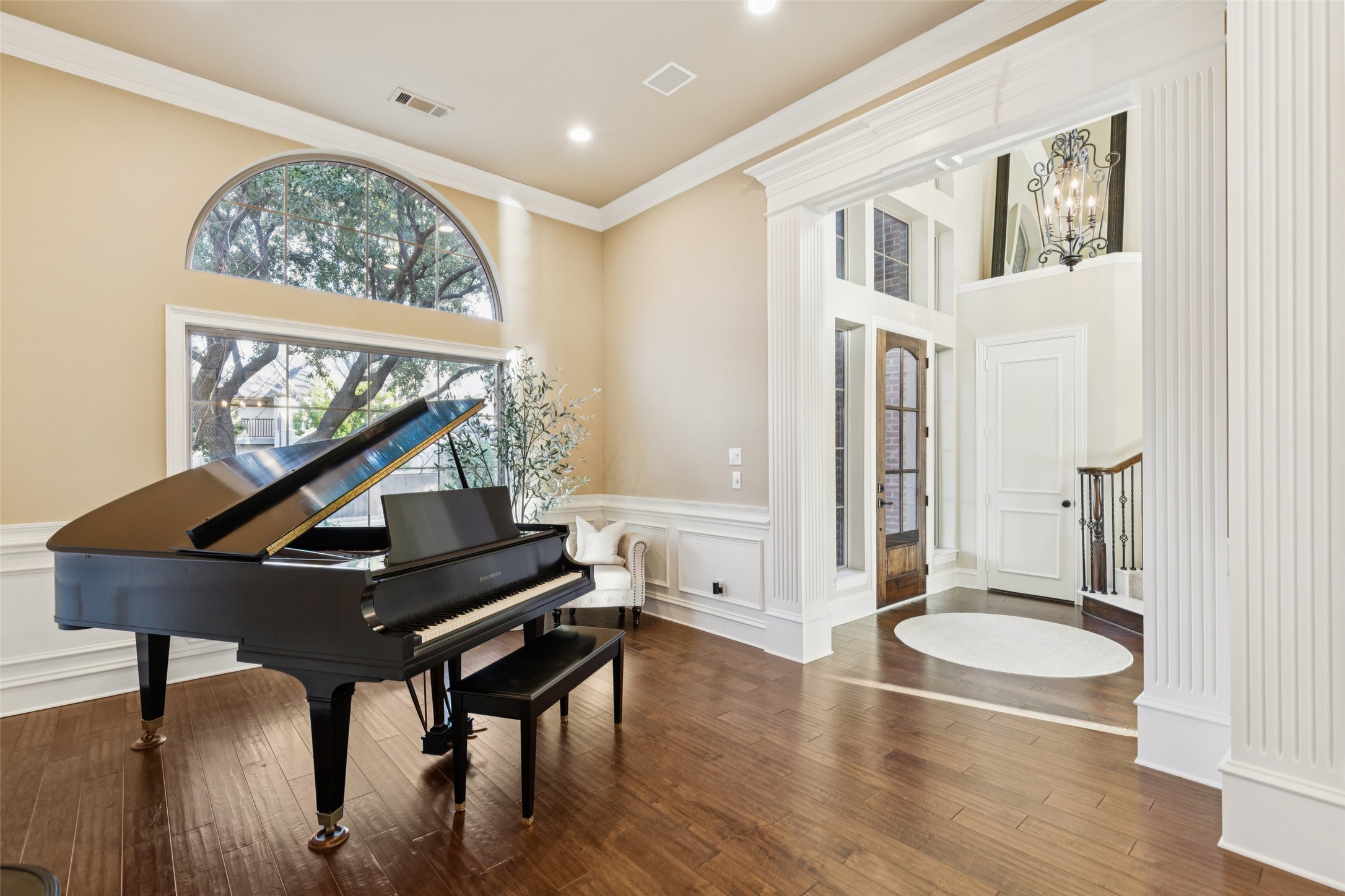 4213 Auburn Drive