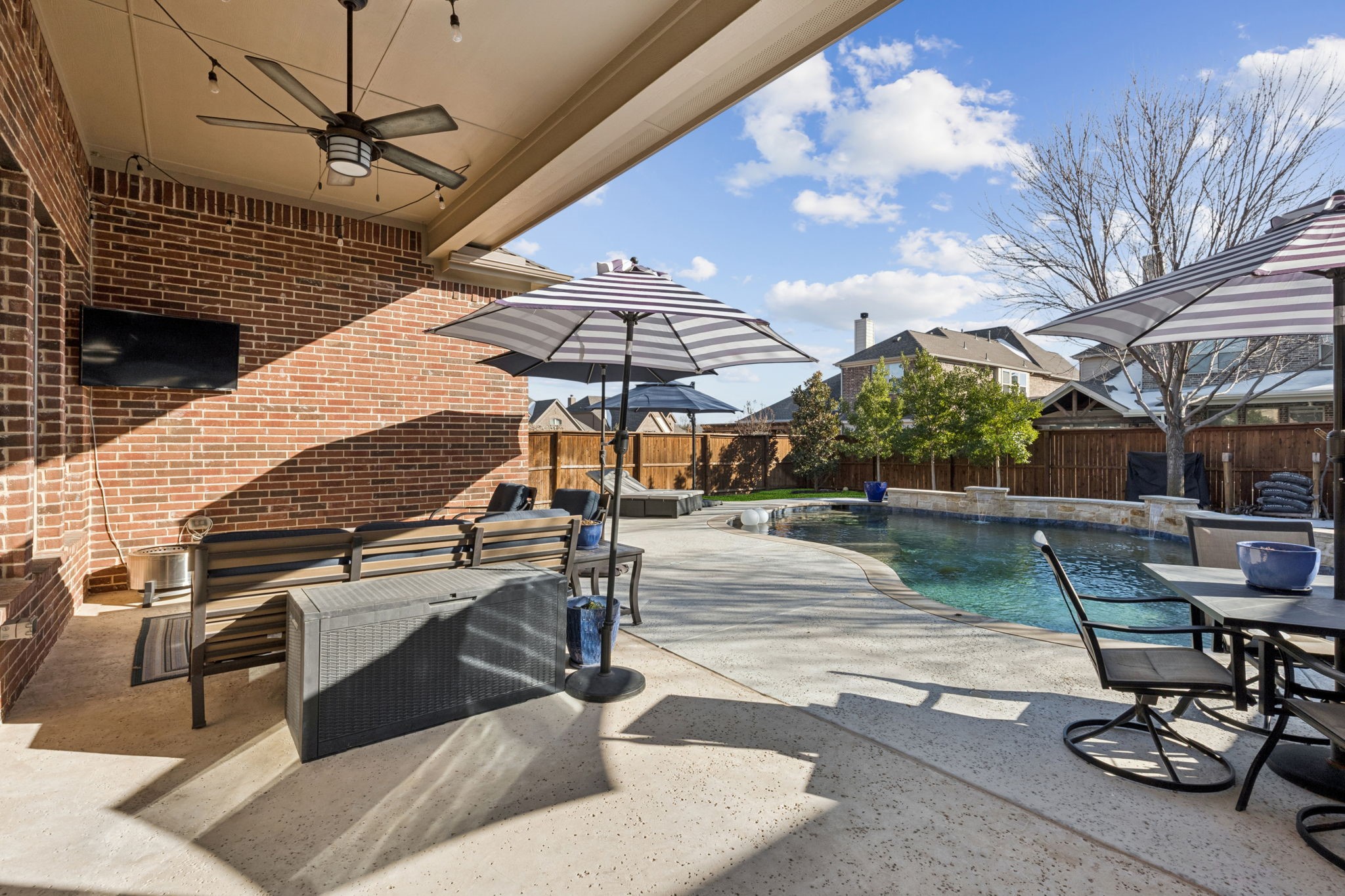 1832 Seminole Lane