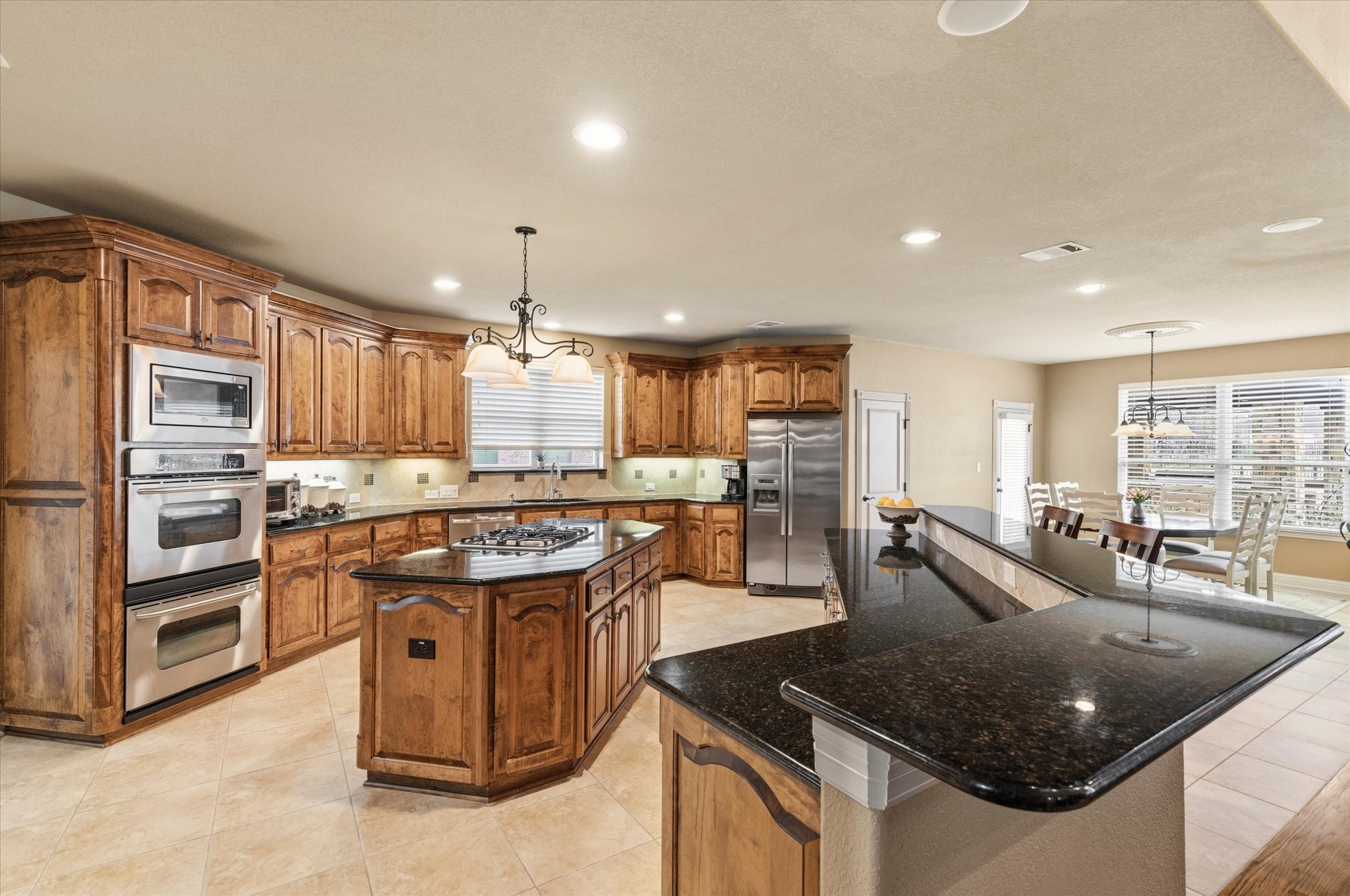 2200 Roadrunner Drive