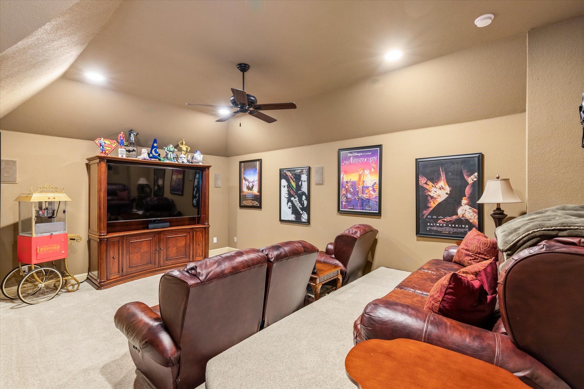 2200 Roadrunner Drive