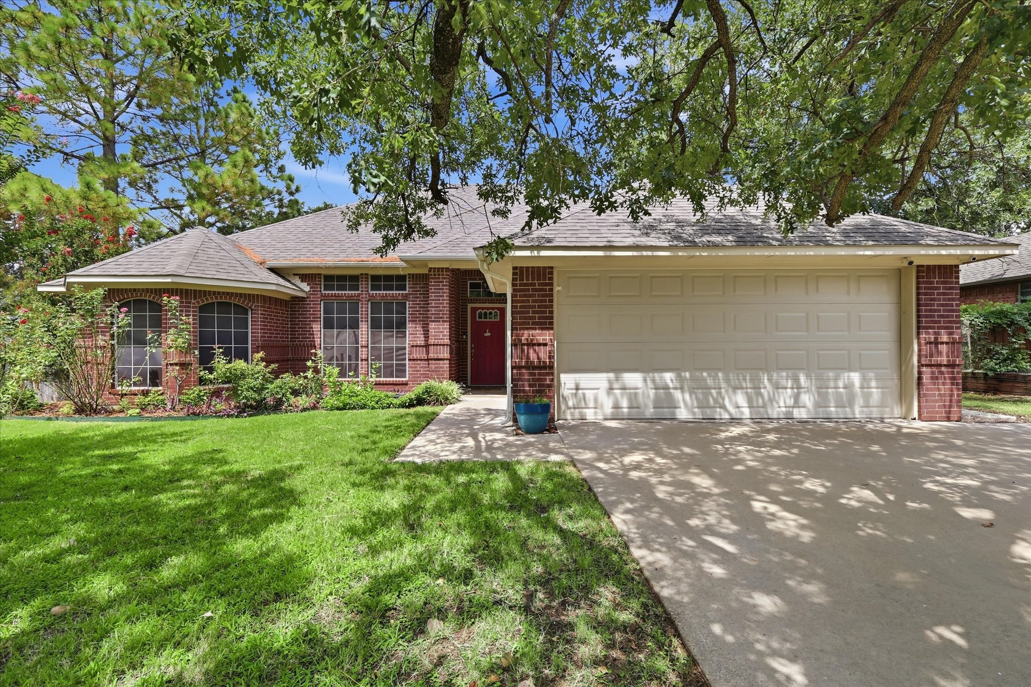 2125 Millwood Drive