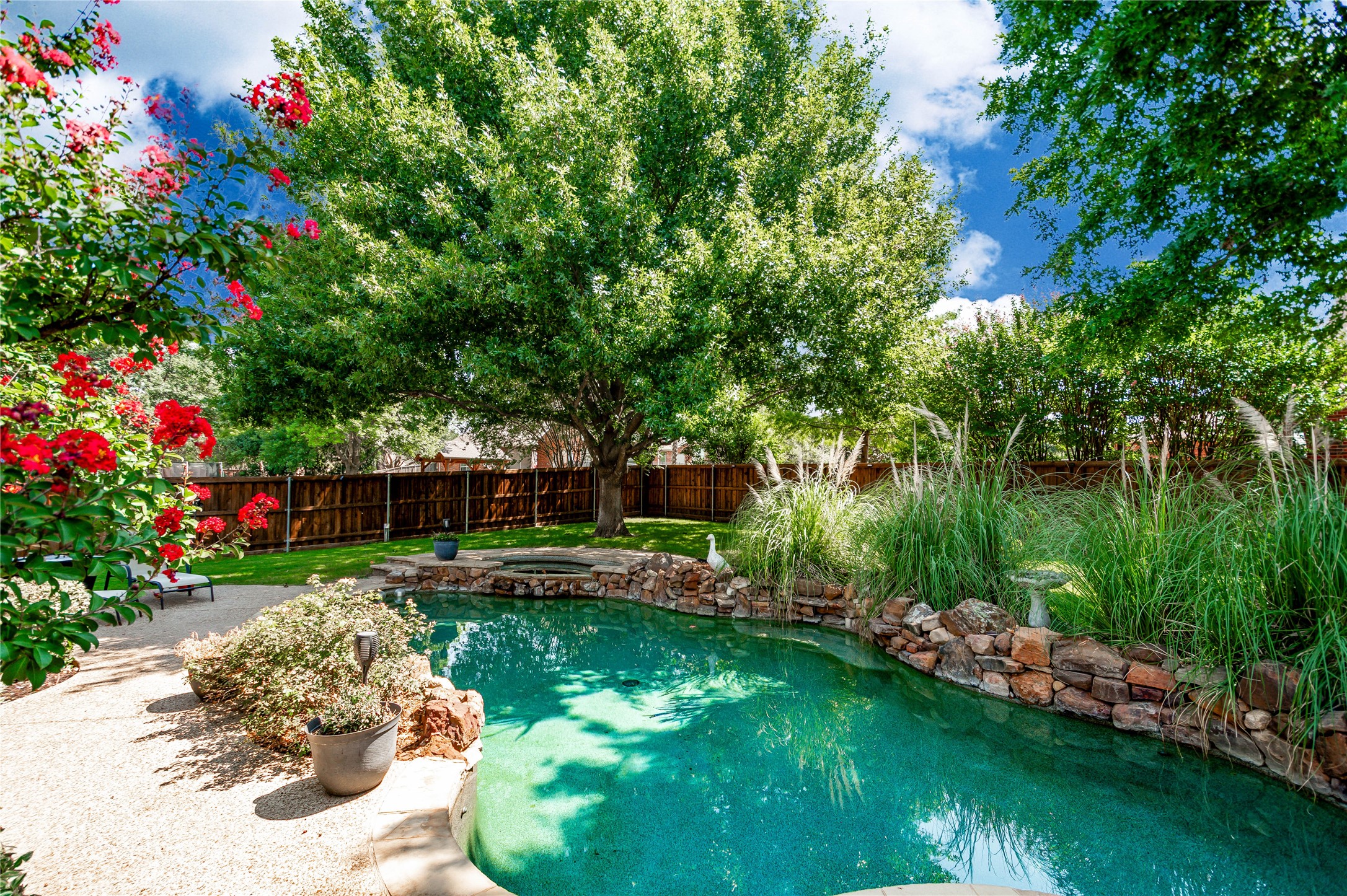 5900 Lavon Drive