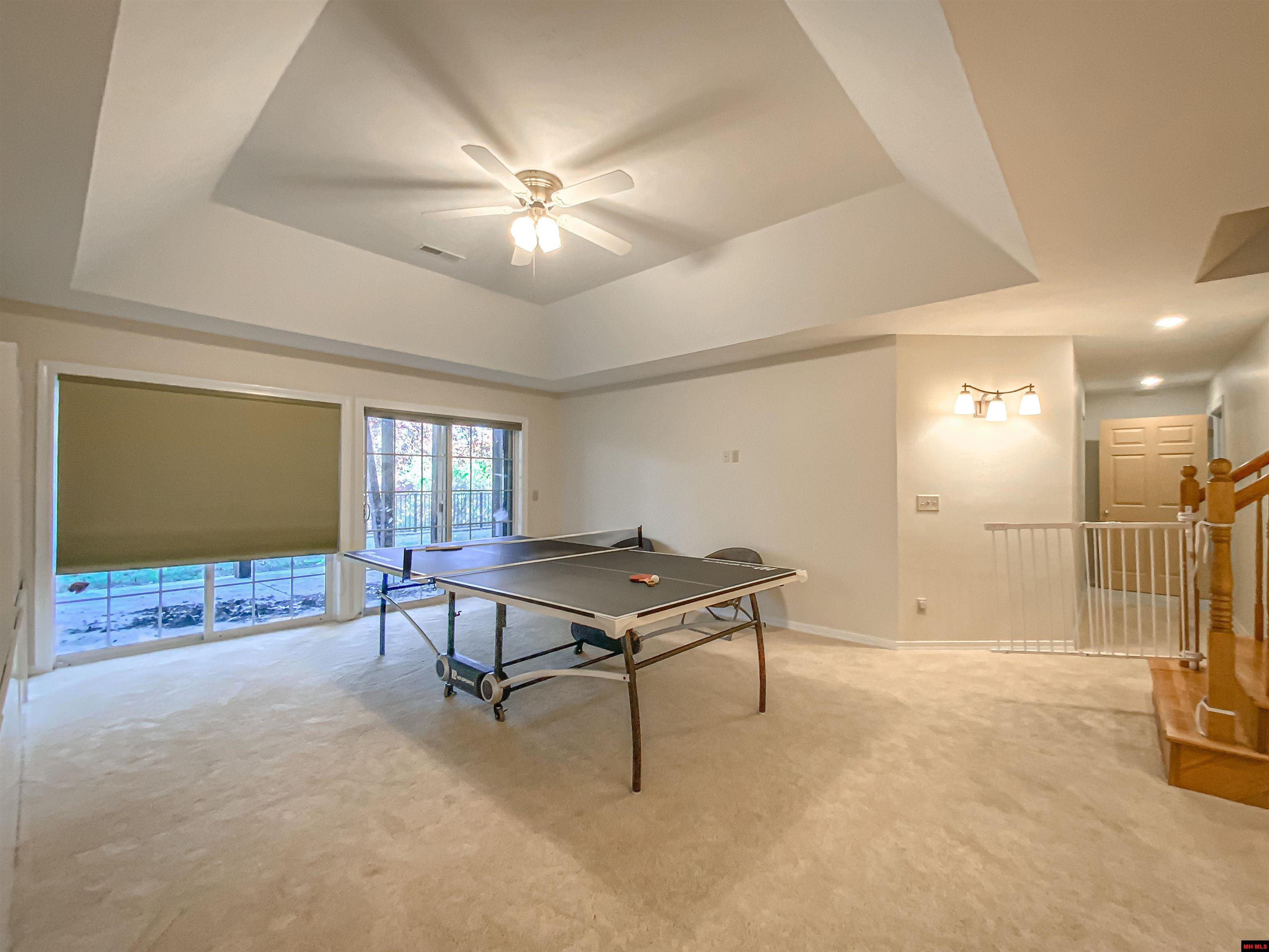 304 NORTHPOINTE DRIVE