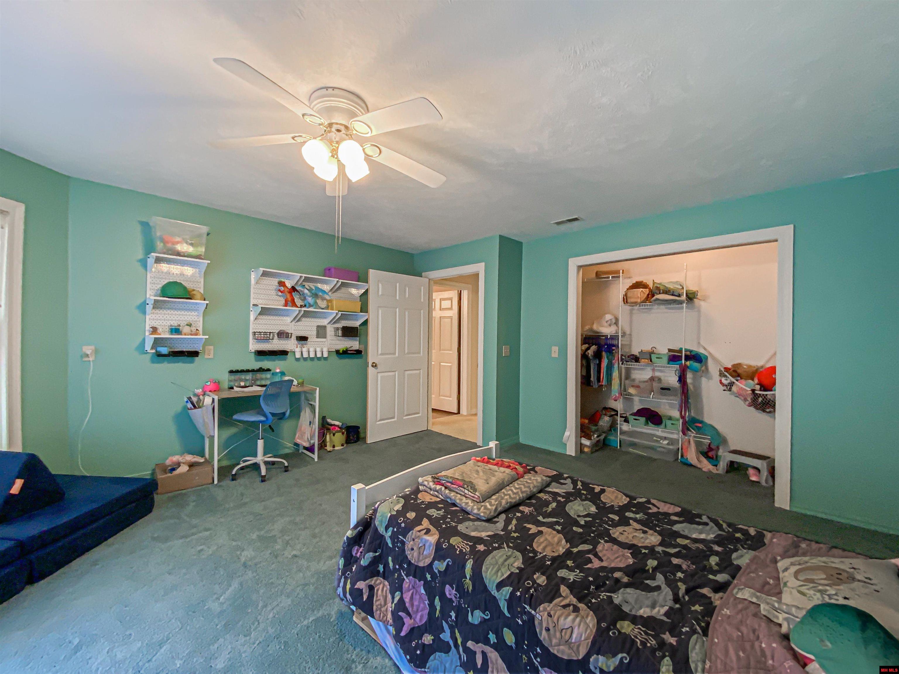 304 NORTHPOINTE DRIVE