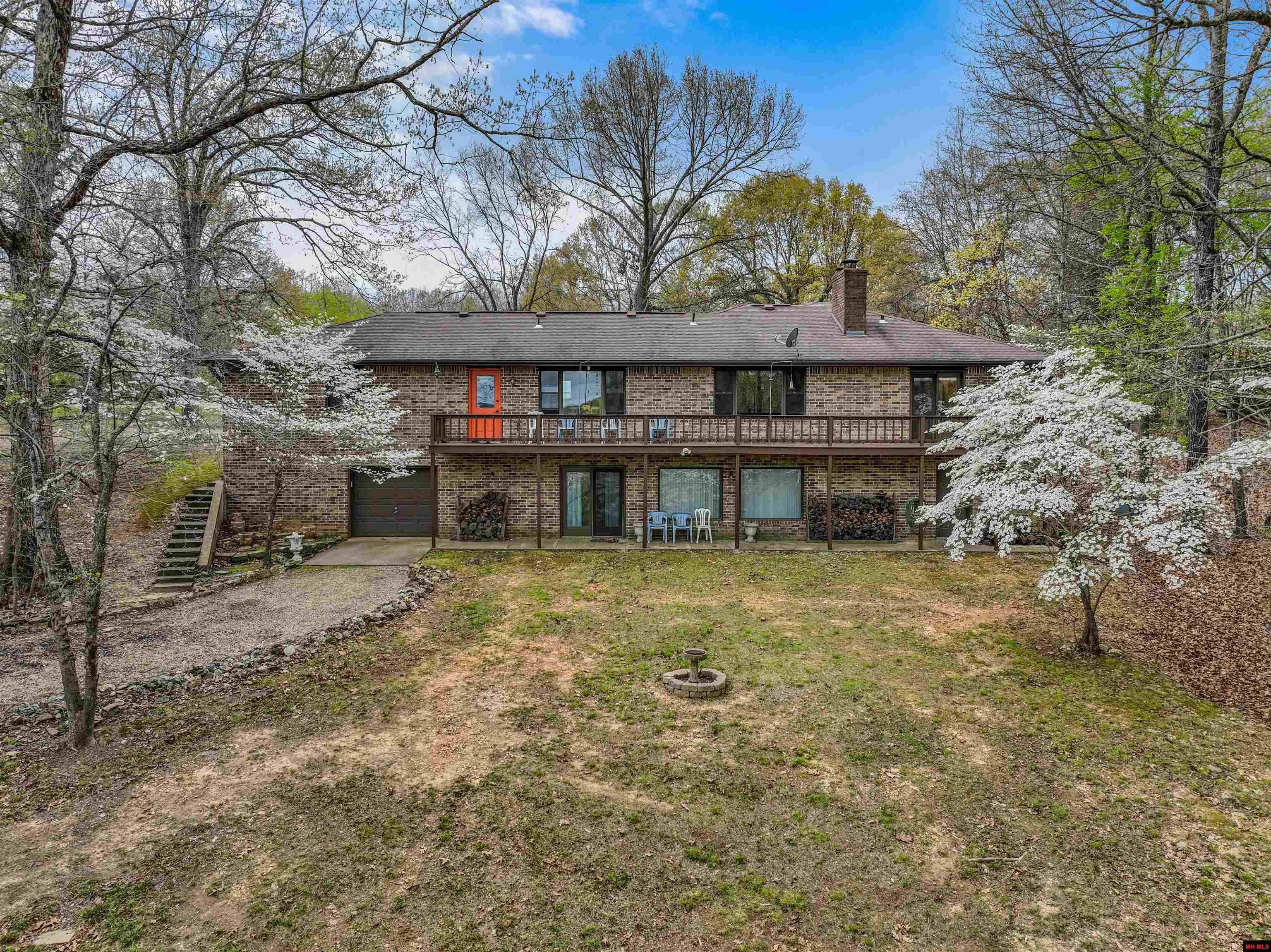 1044 BELLE COVE ROAD