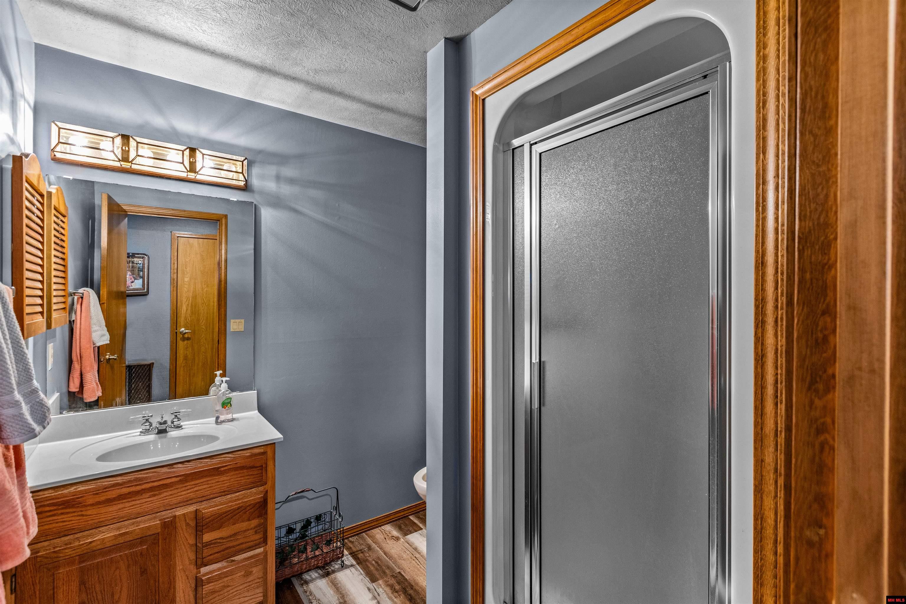 1044 BELLE COVE ROAD