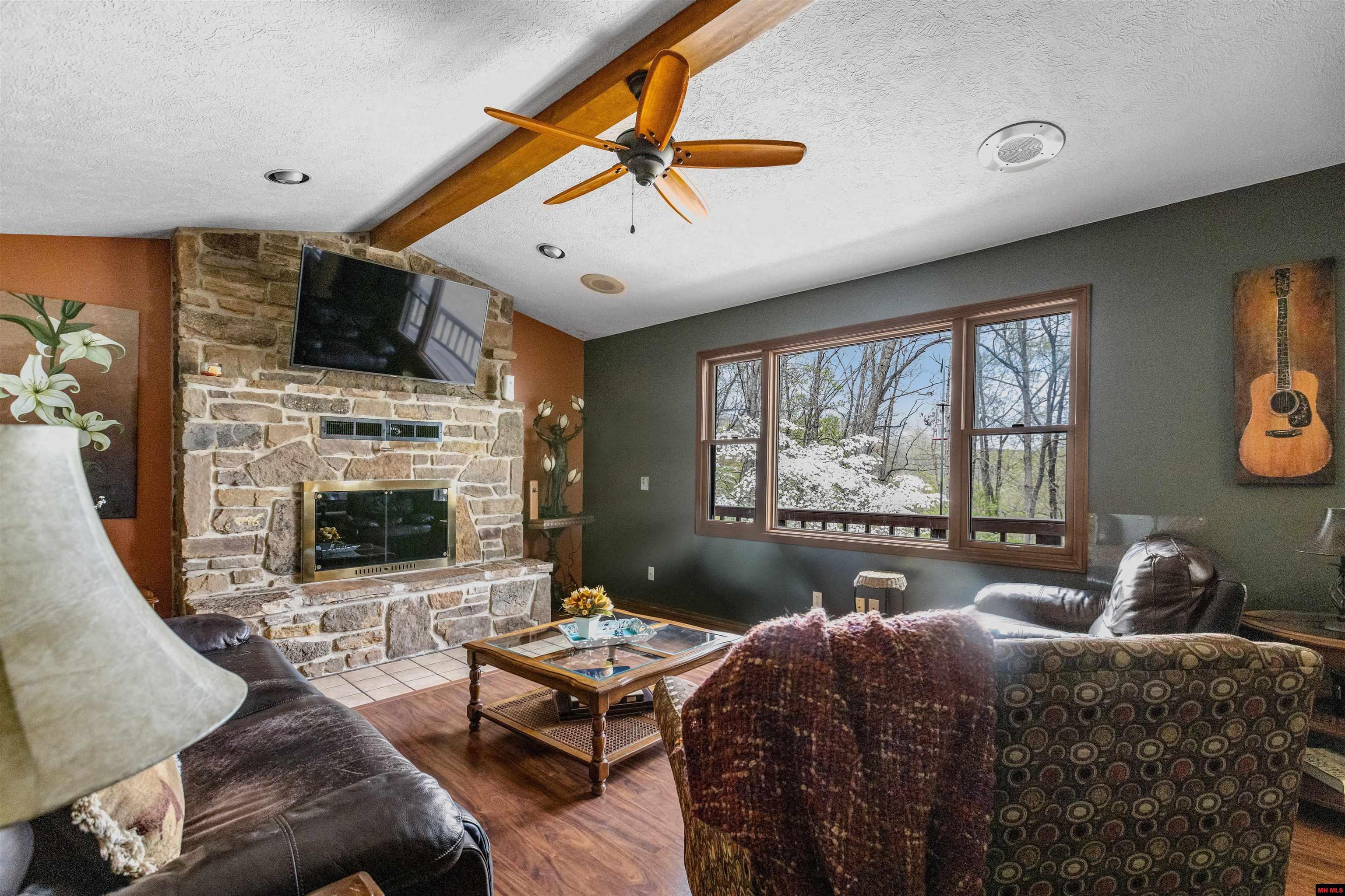 1044 BELLE COVE ROAD