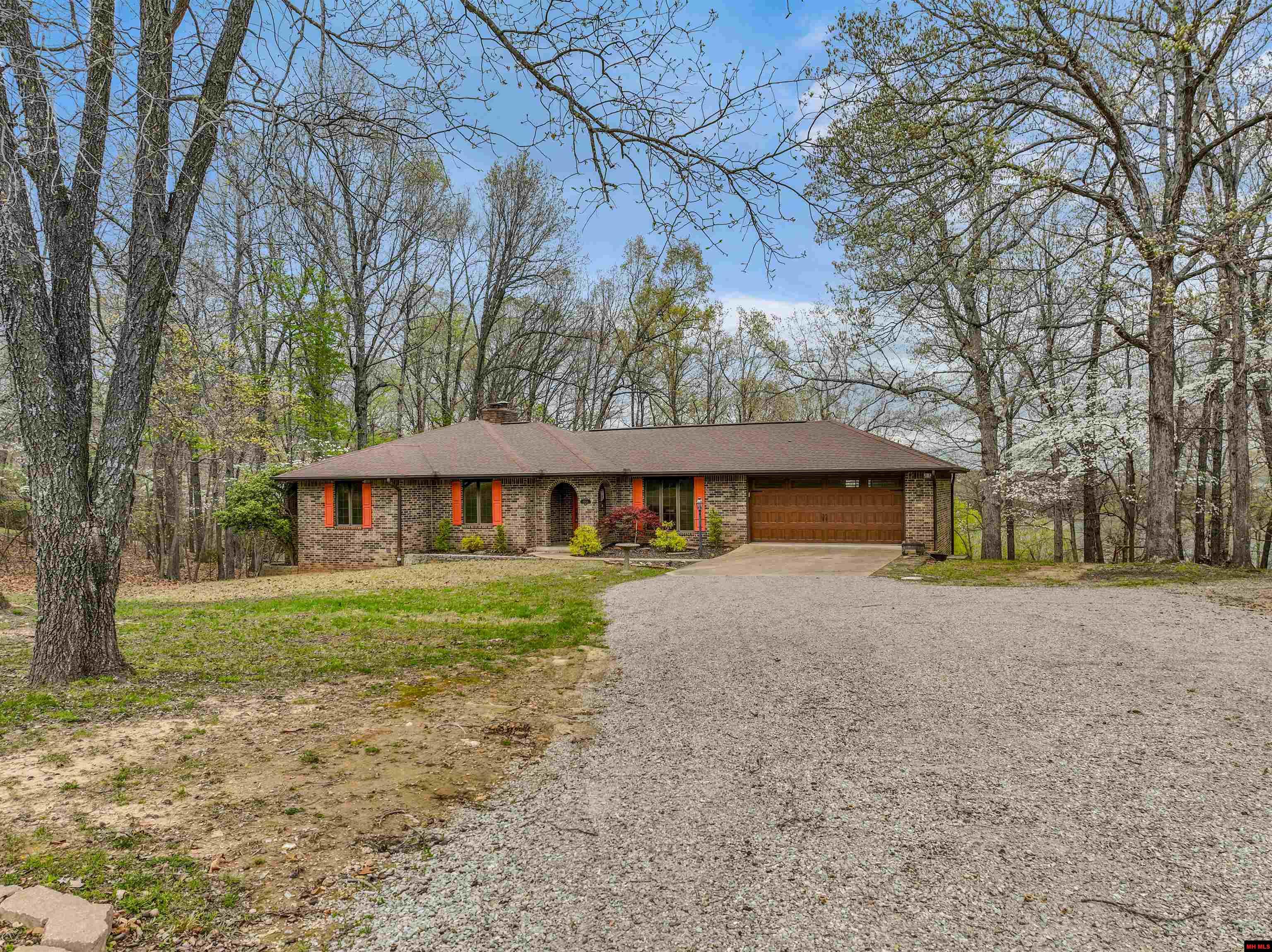 1044 BELLE COVE ROAD