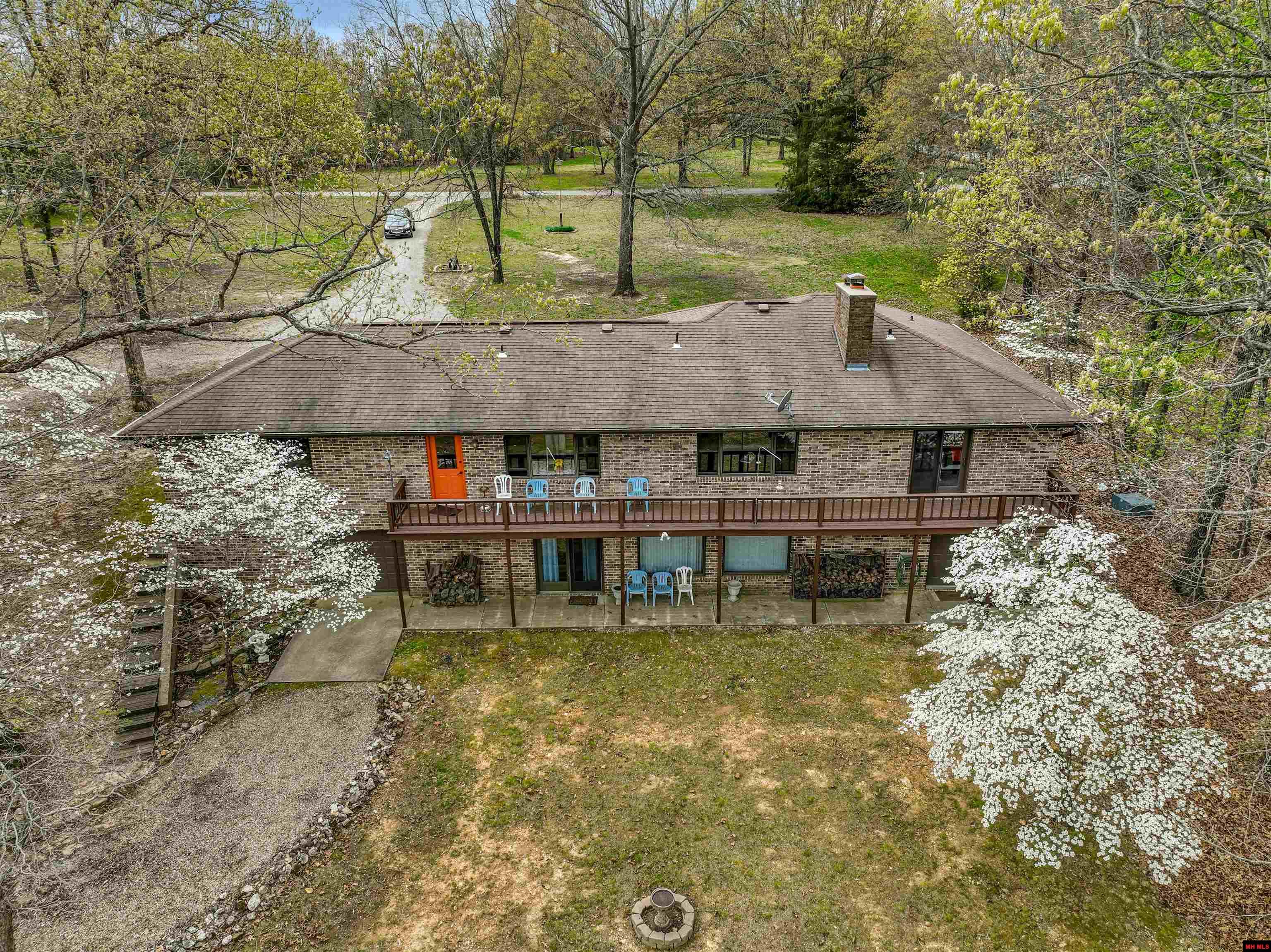 1044 BELLE COVE ROAD