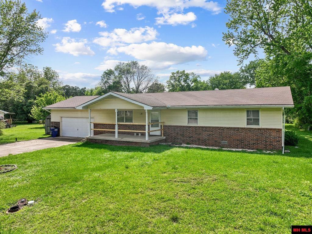 1117 OVERLOOK DRIVE