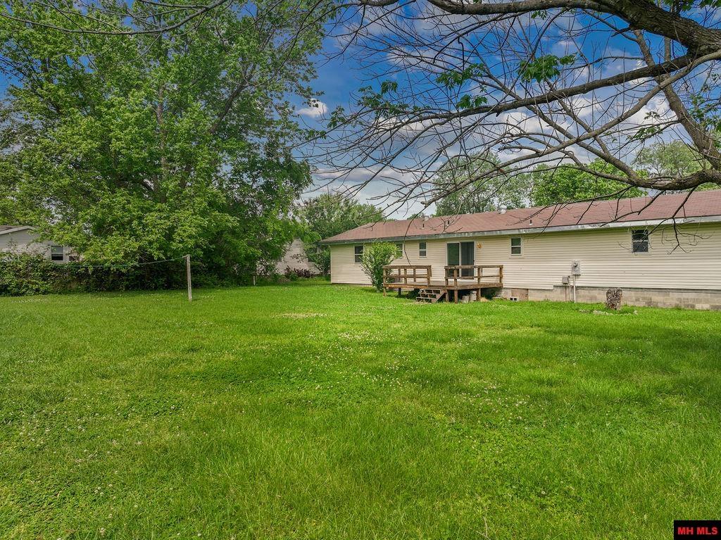 1117 OVERLOOK DRIVE