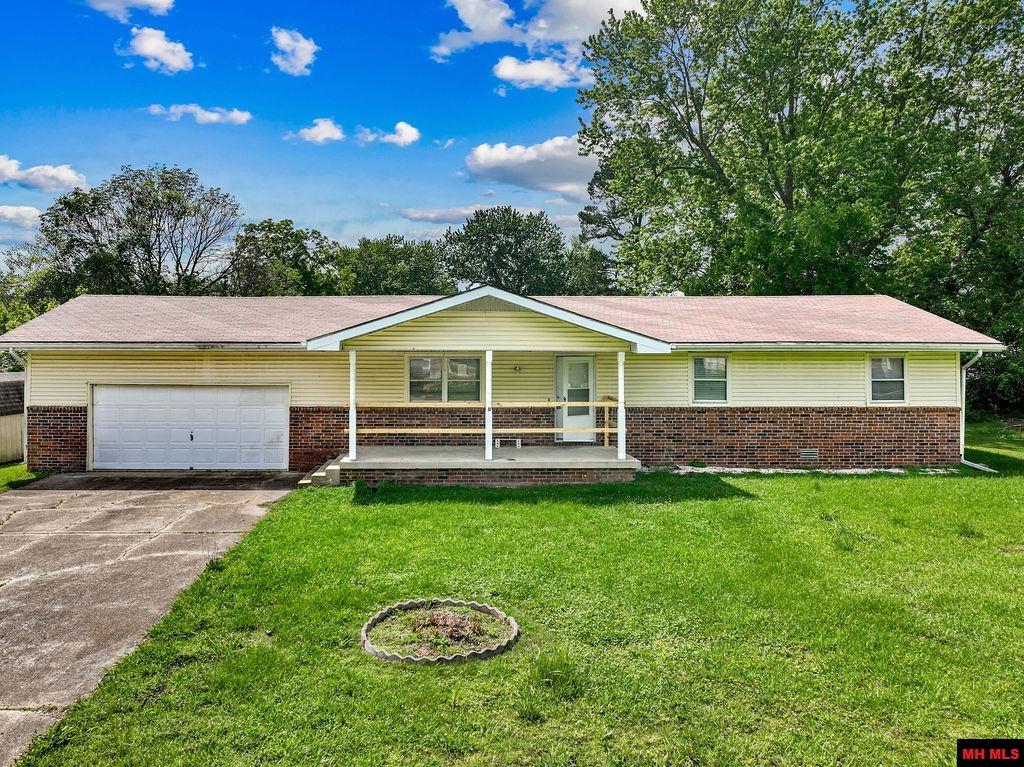 1117 OVERLOOK DRIVE