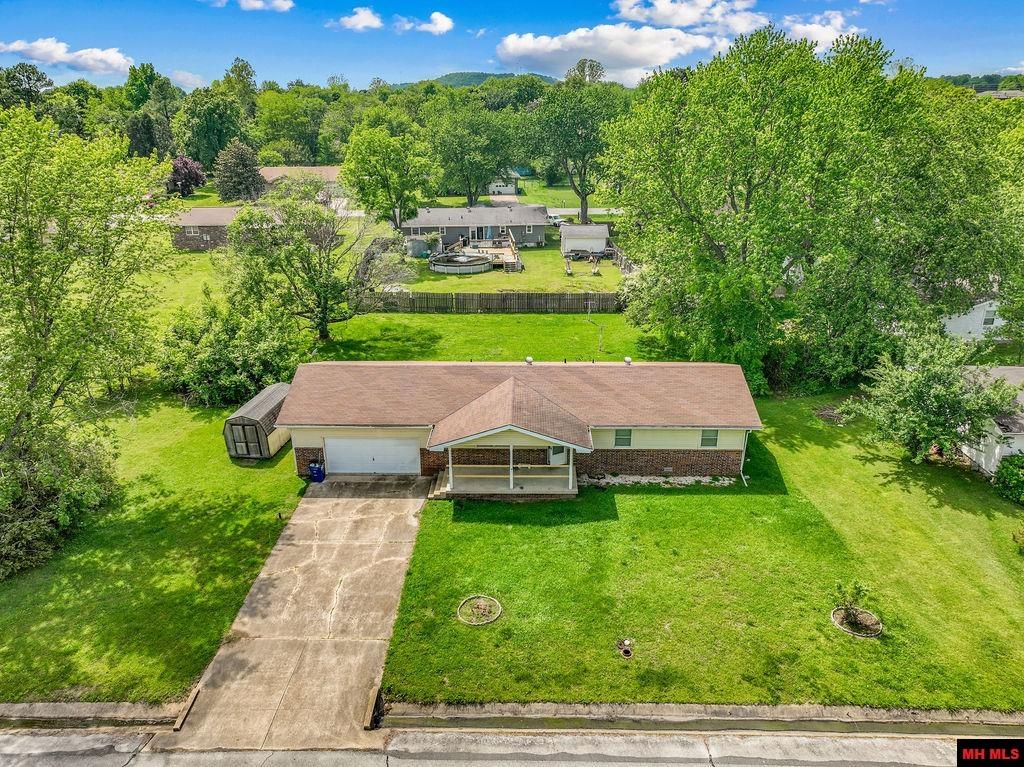 1117 OVERLOOK DRIVE