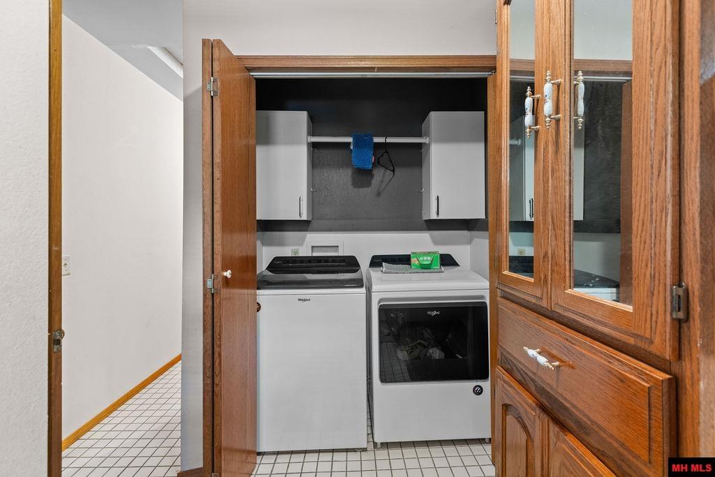 128 BLUE CEDAR DRIVE