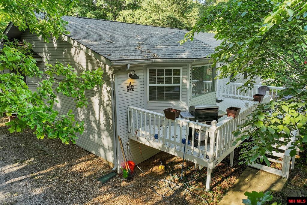 128 BLUE CEDAR DRIVE