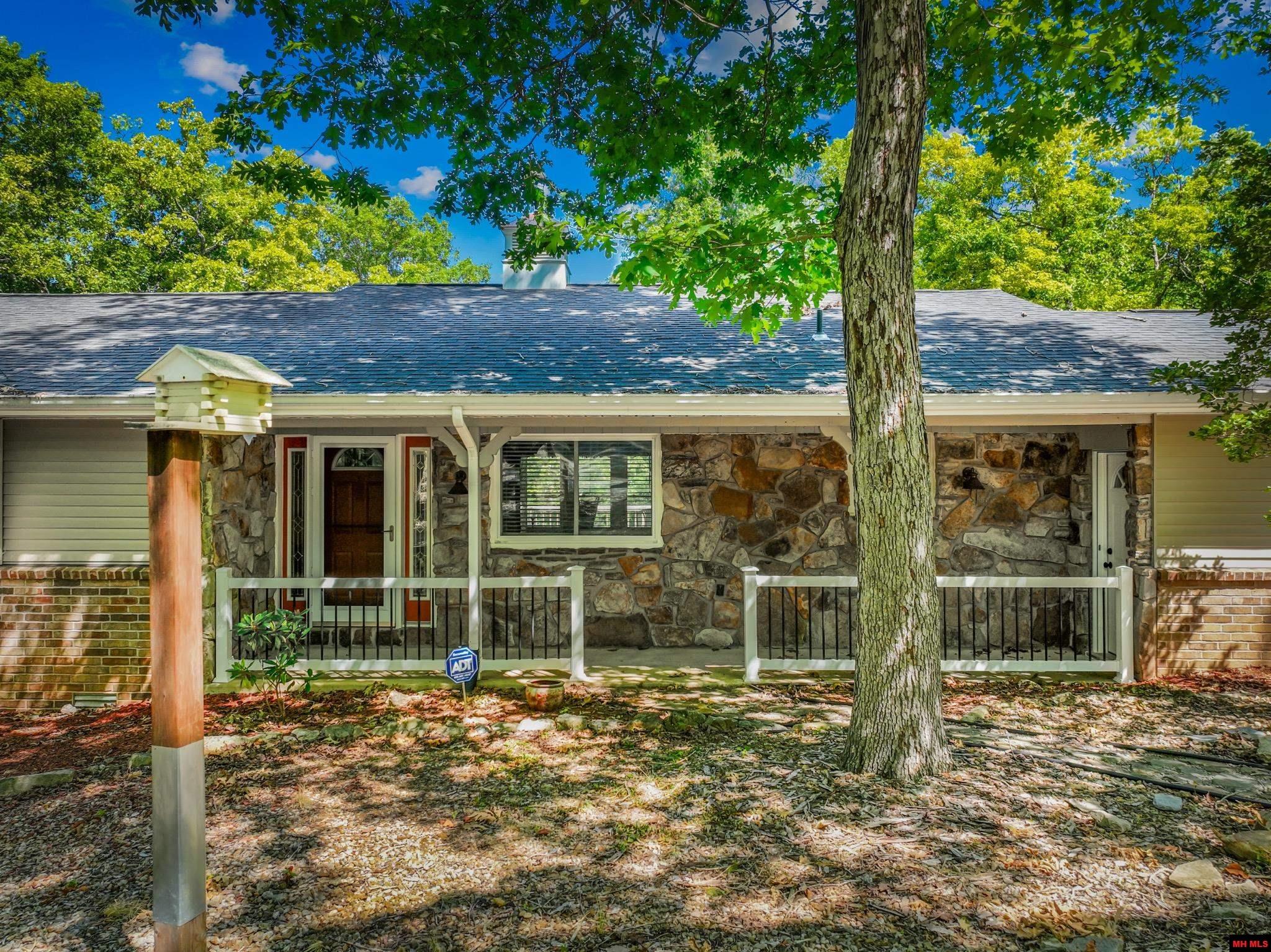 128 BRIGHTON STREET
