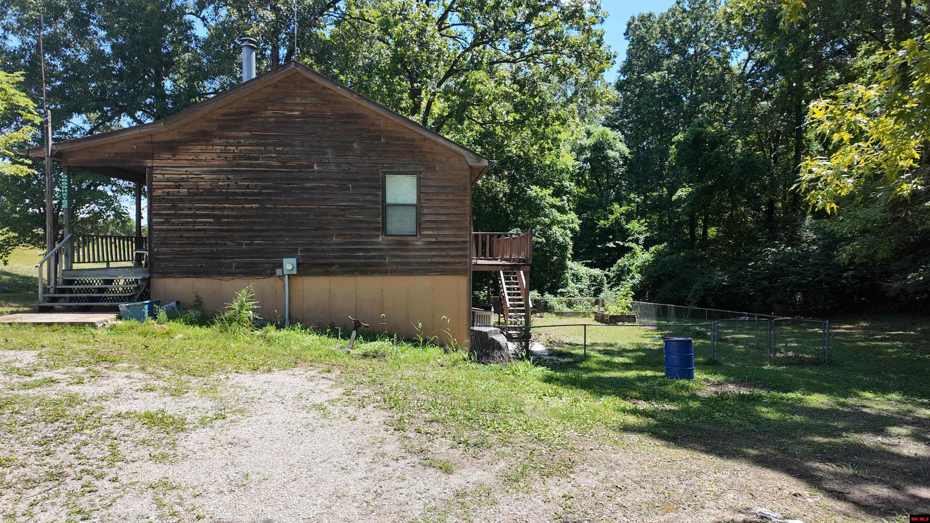 9689 HWY 62 EAST